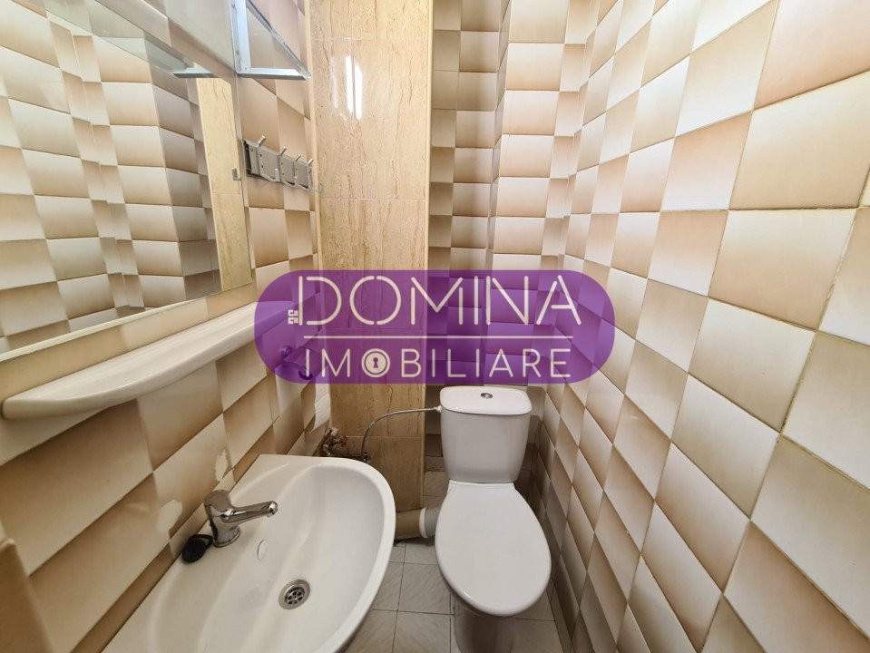 Închiriere apartament 3 camere, et. 1, *ultracentral* - str. Victoriei