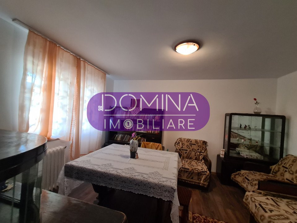 Vânzare apartament 2 camere, situat în Târgu Jiu, Aleea Plopilor - zona 9 Mai