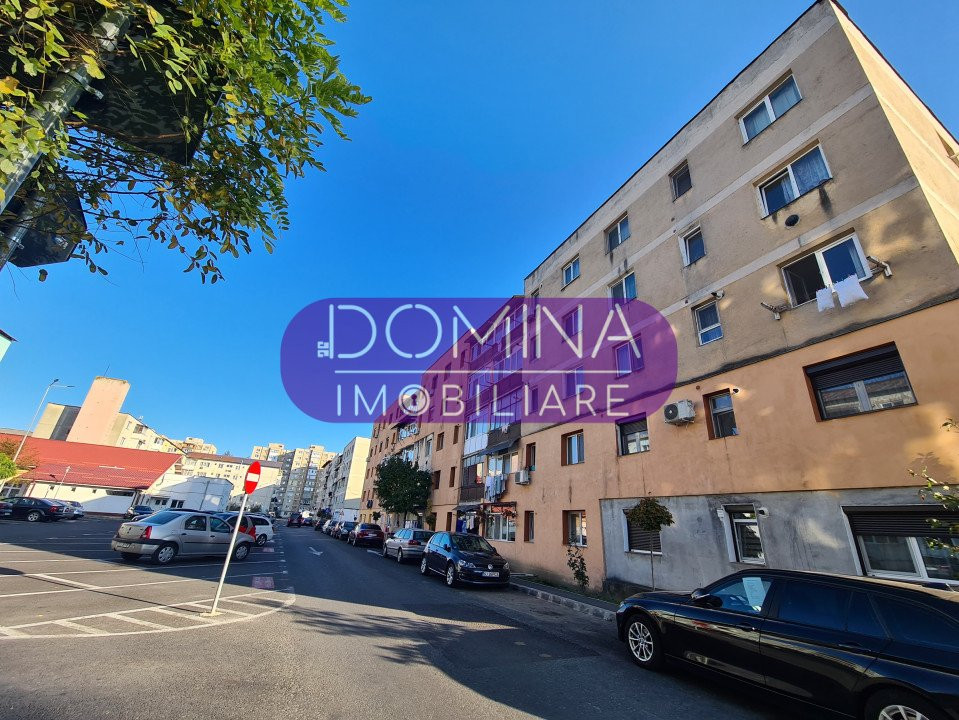 Vânzare apartament 2 camere, situat în Târgu Jiu, Aleea Plopilor - zona 9 Mai