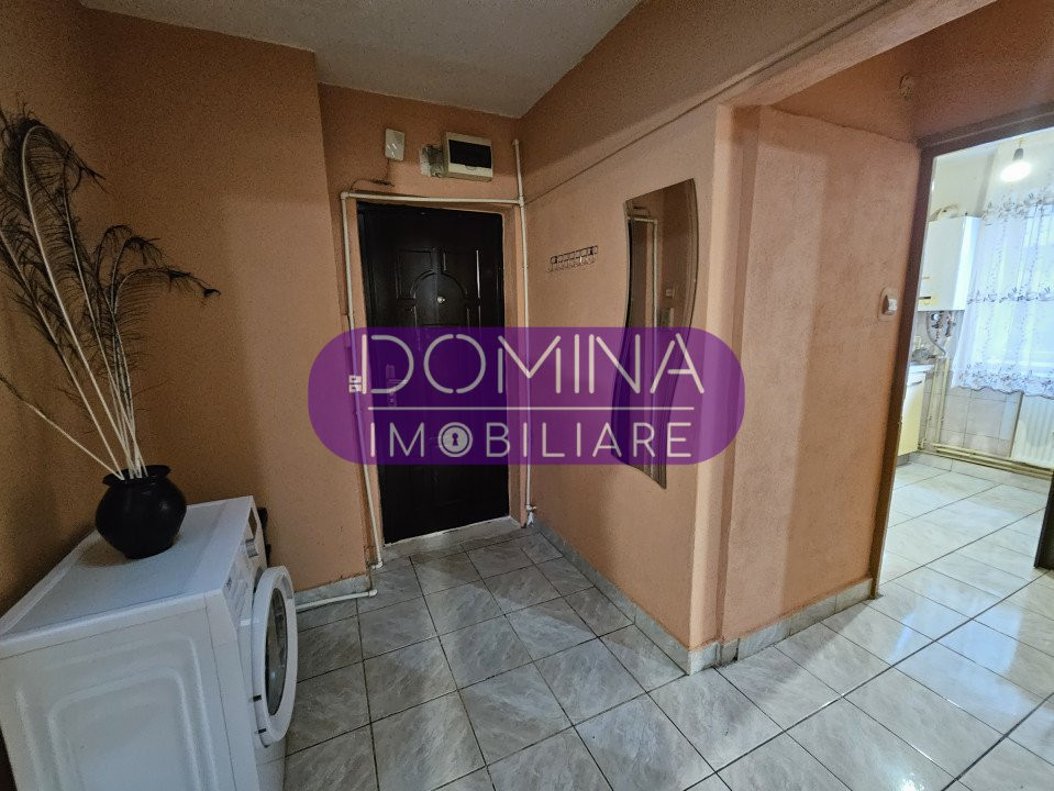 Vânzare apartament 2 camere, situat în Târgu Jiu, strada  Nicolae Titulescu