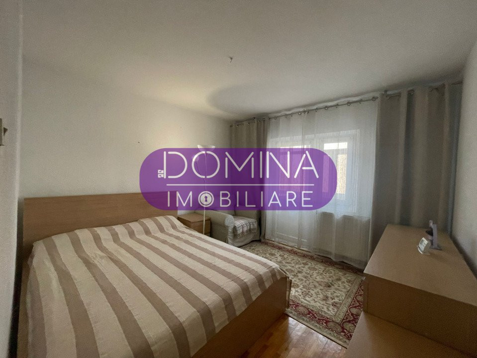 Vânzare apartament 3 camere *etaj 2* str. 1 Decembrie 1918 - zona Spiru Haret