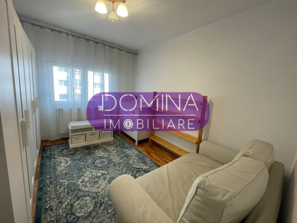 Vânzare apartament 3 camere *etaj 2* str. 1 Decembrie 1918 - zona Spiru Haret