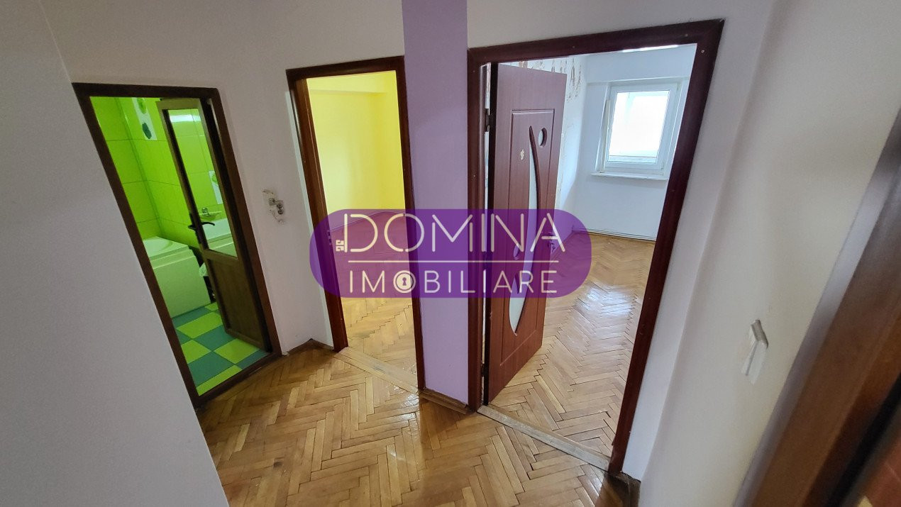 Vânzare apartament cu 3 camere, ULTRACENTRAL, 99 mp, strada Victoriei pietonal