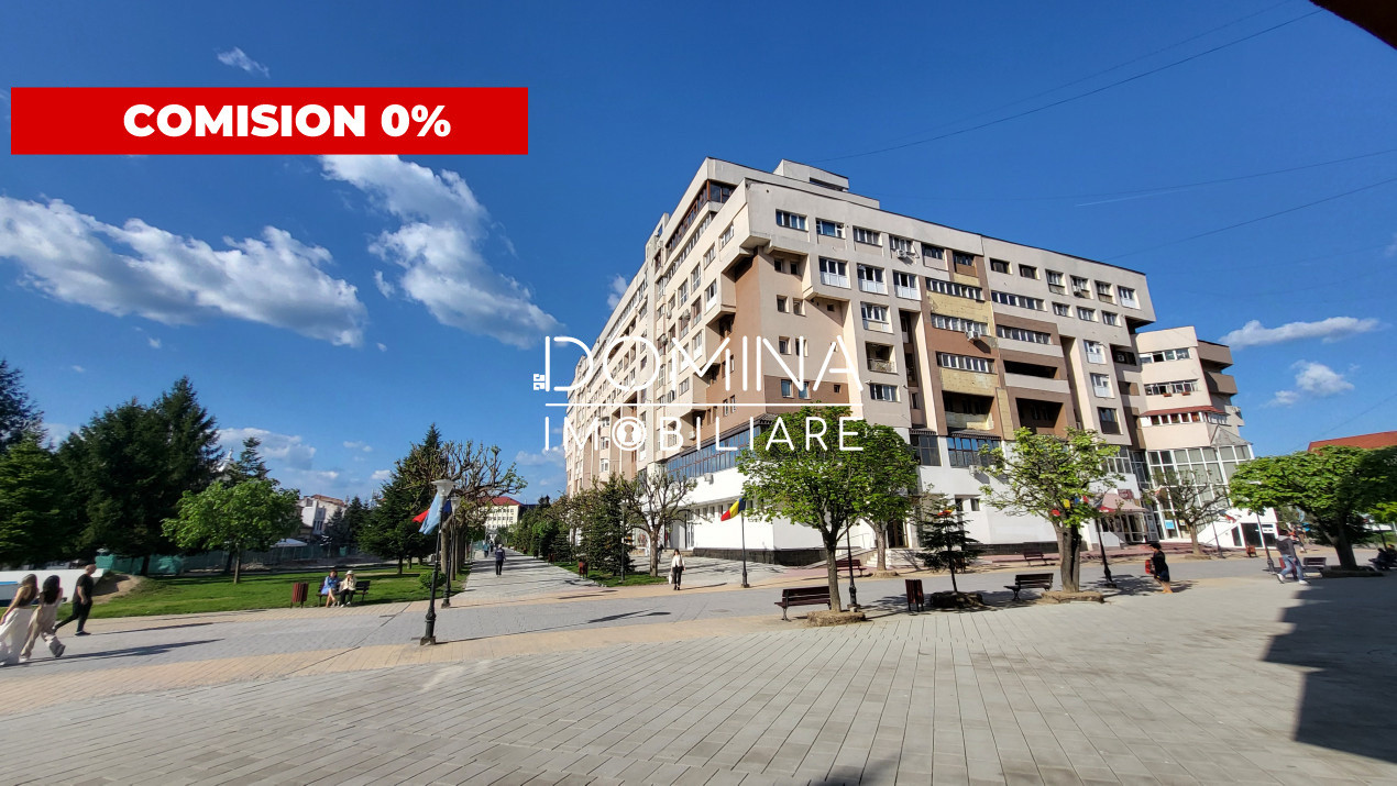 Vânzare apartament cu 3 camere, ULTRACENTRAL, 99 mp, strada Victoriei pietonal