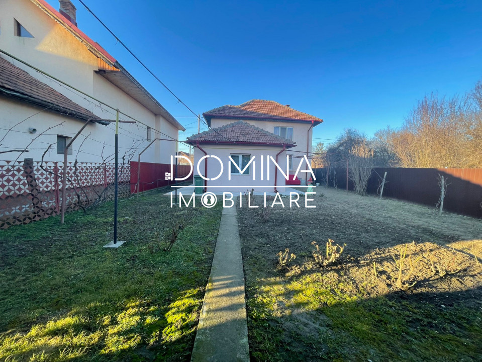 Vânzare casă P+M - la strada principală - Drăguțești