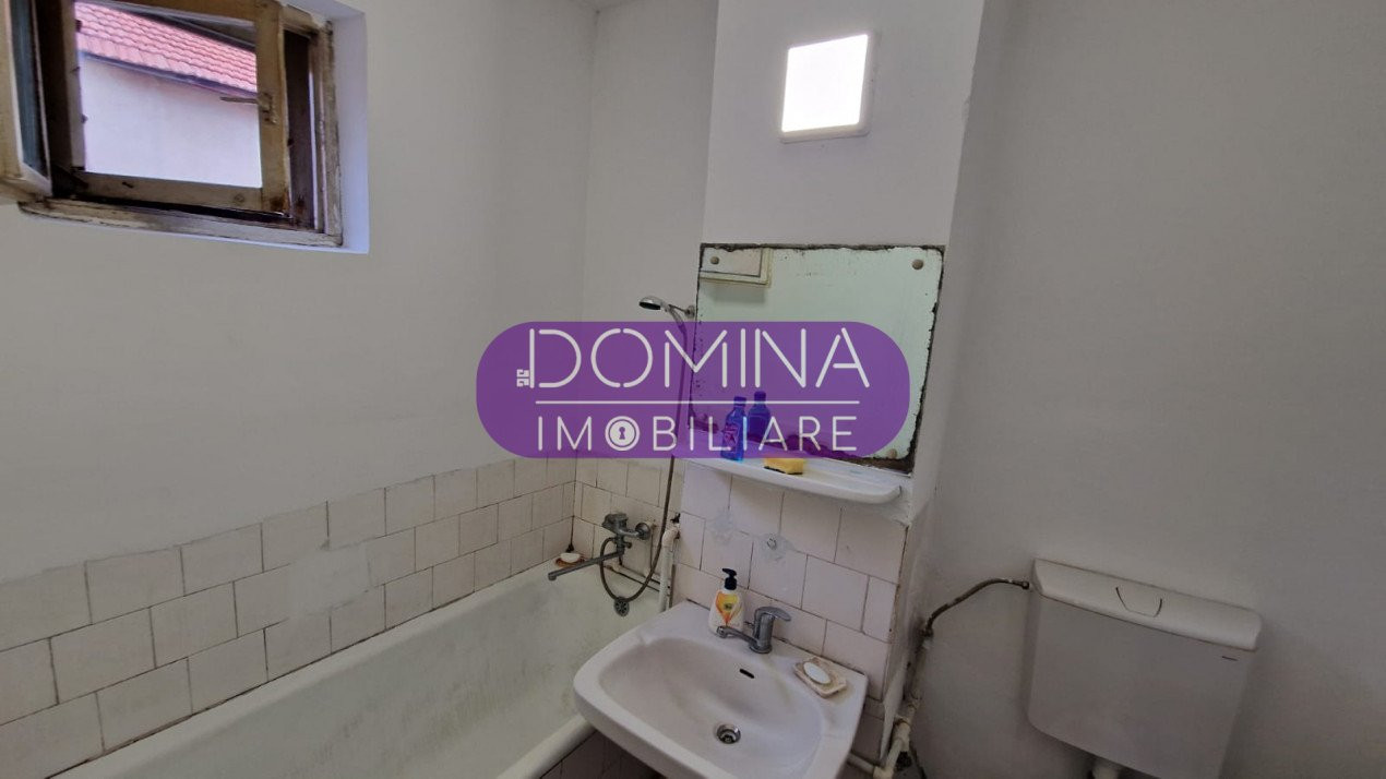 Vânzare apartament 3 camere, situat în Târgu Jiu, strada Nicolae Bălcescu