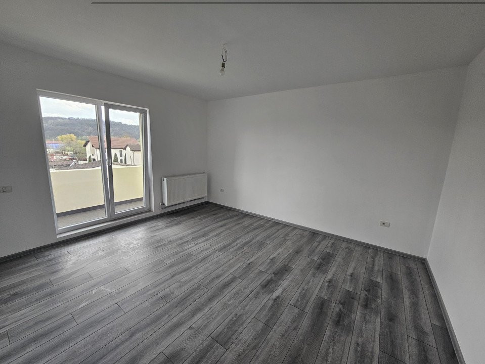 Vânzare apartament 2 camere, etaj 2 - 62 mp, bloc *NOU*, zona Șișești