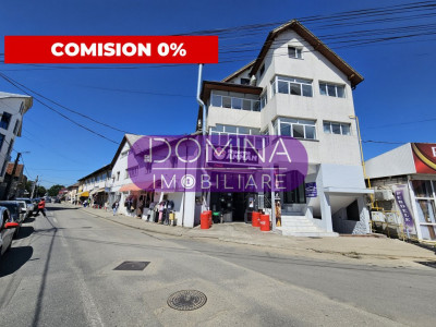 Închiriere spațiu comercial în Tg. Jiu, str. 1 Decembrie 1918 - zona Piața 9 Mai