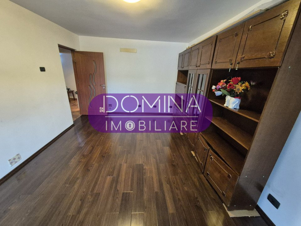 Vânzare apartament 3 camere, decomandat, 67 mp, în Rovinari, str. Termocentralei