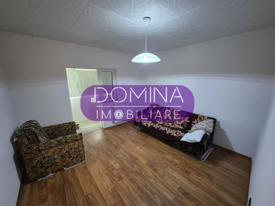 Vânzare apartament 3 camere, decomandat, 67 mp, în Rovinari, str. Termocentralei