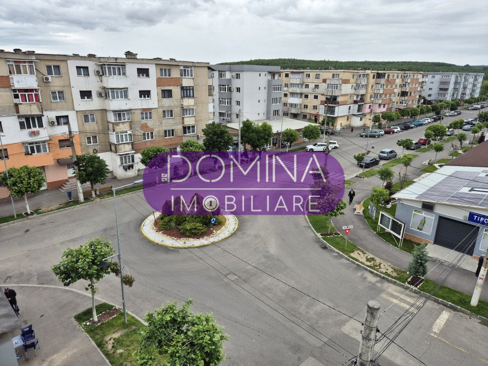 Vânzare apartament 3 camere, decomandat, 67 mp, în Rovinari, str. Termocentralei