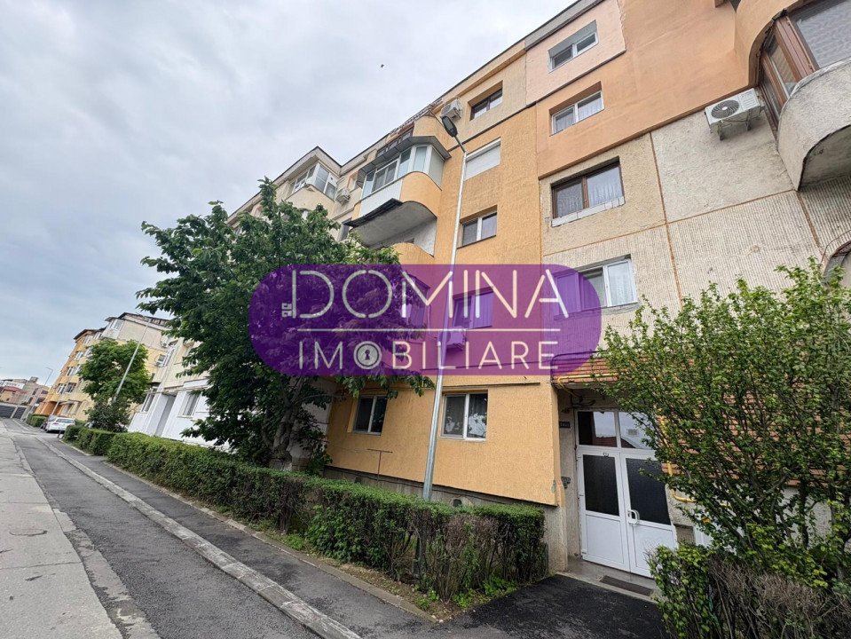 Vânzare apartament 3 camere situat în Târgu Jiu, zonă centrală, str. Revoluției