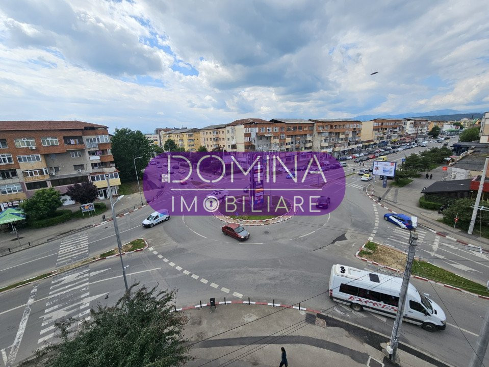 Închiriere apartament 3 camere situat în Târgu Jiu, Strada 9 Mai - zona Mall