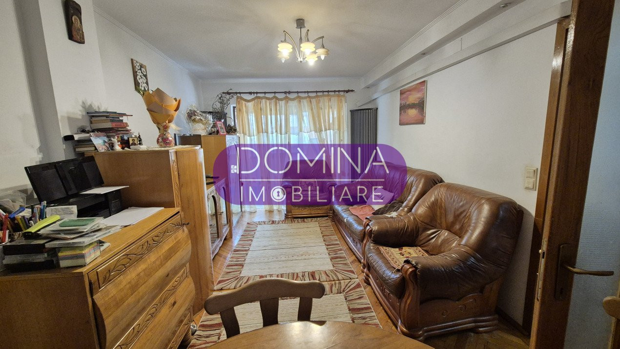 Închiriere apartament 3 camere situat în zonă centrală, strada Victoriei 