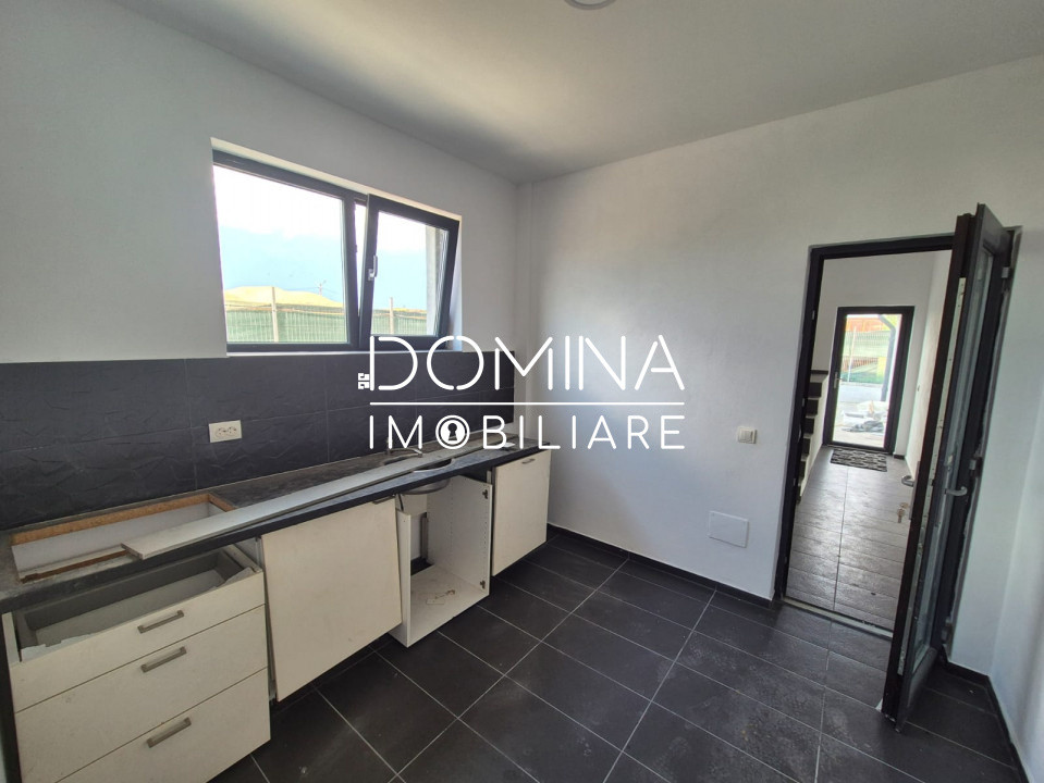 Vânzare *clădire modernă P+1+M* Târgu Jiu – lângă RAR, zonă comercială activă