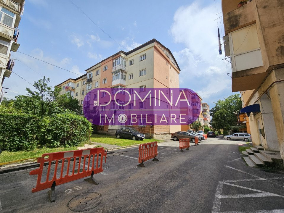 Vânzare *garsonieră confort 1 parter* strada Castanilor - zona Diana