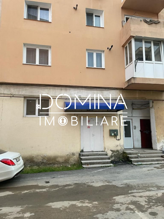 Vânzare *garsonieră confort 1 parter* strada Castanilor - zona Diana