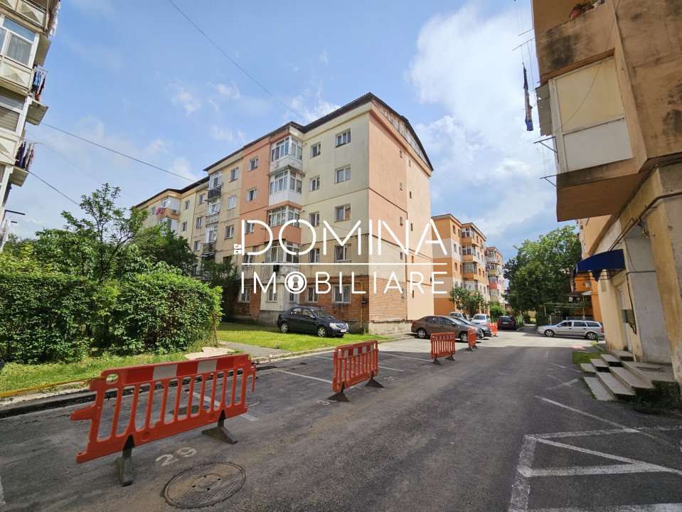 Vânzare *garsonieră confort 1 parter* strada Castanilor - zona Diana