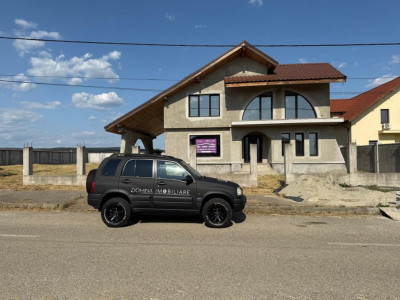 Vânzare casă construcție nouă P+M, situată în Târgu Jiu, cartier Drăgoieni