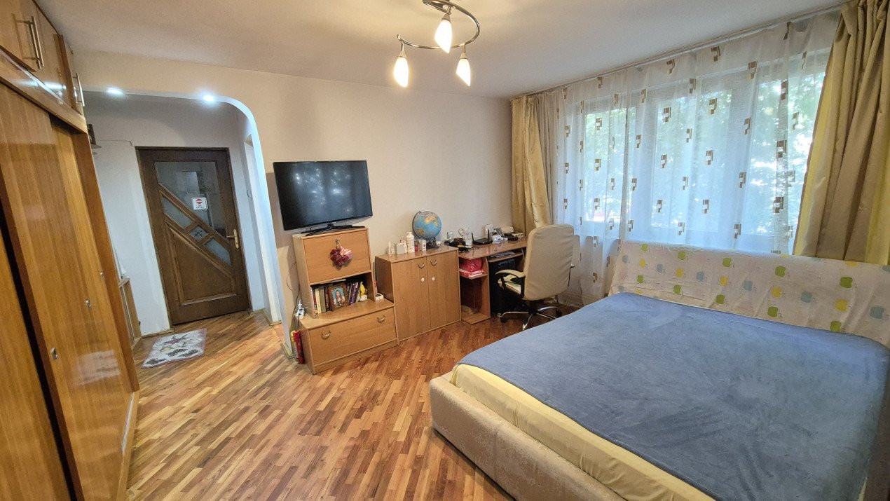 Vânzare apartament 2 camere, et.1, Aleea Energeticienilor - zona 8 Mai