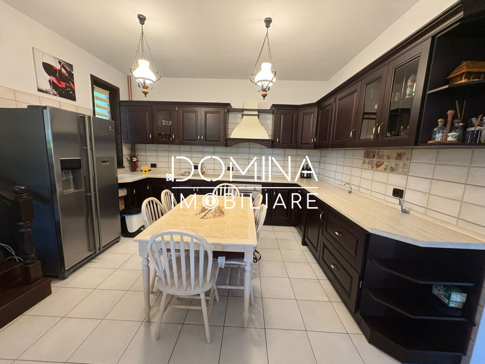 *Domeniu* cu potențial turistic - casă de vis, livadă și vie - Bumbești-Jiu