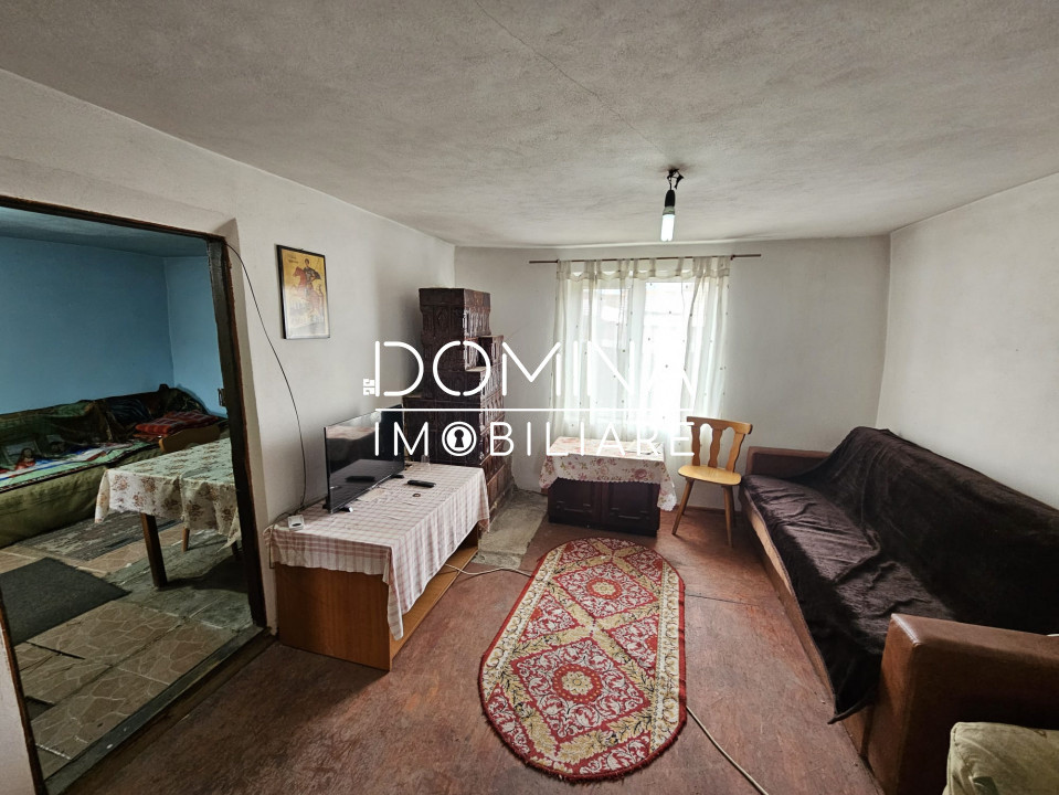 Vânzare casă P+1 situată în comuna Ciuperceni, sat Strâmba-Vulcan