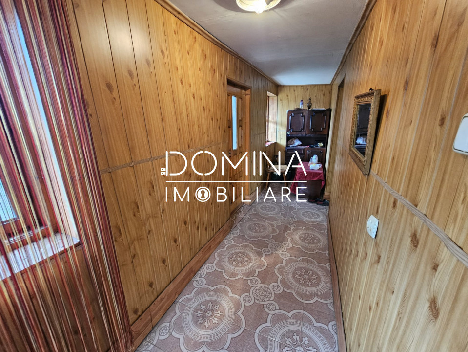 Vânzare casă P+1 situată în comuna Ciuperceni, sat Strâmba-Vulcan