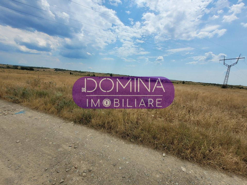 Vânzare teren extravilan - 2.622 mp,  în zona Ciocârlău