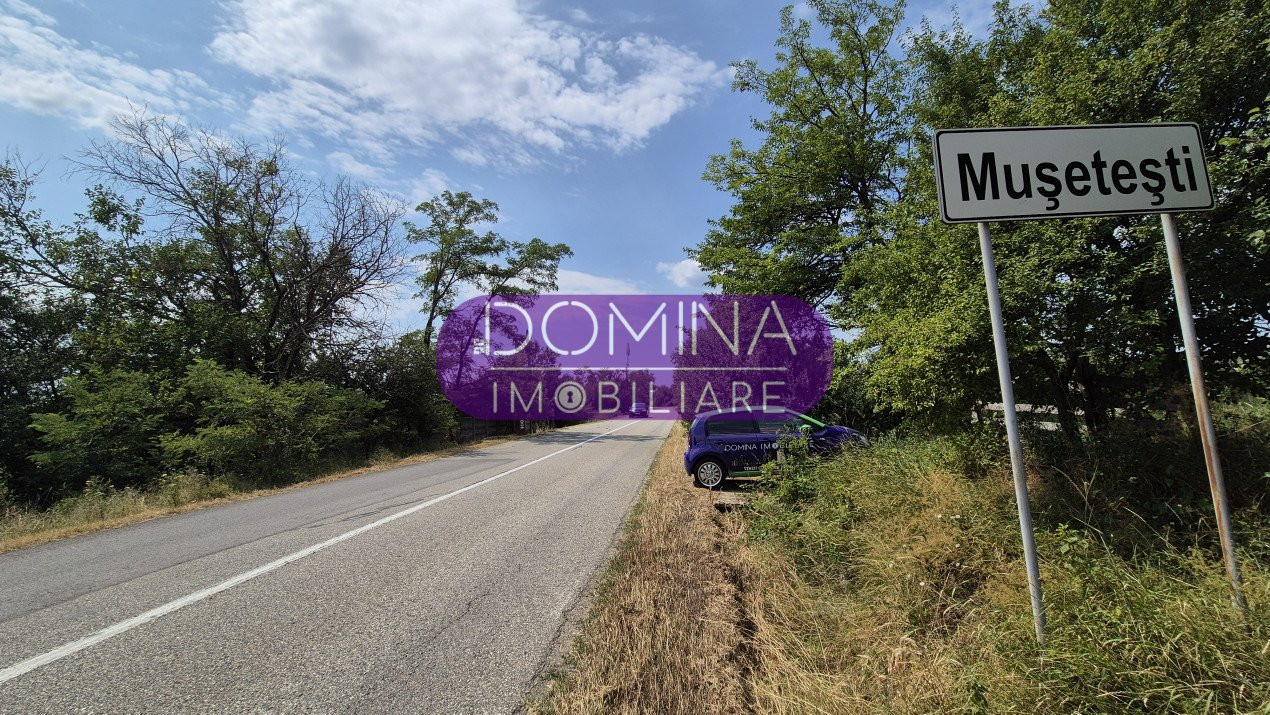 Vânzare casă bătrânească și teren în apropiere de complex turistic – Mușetești
