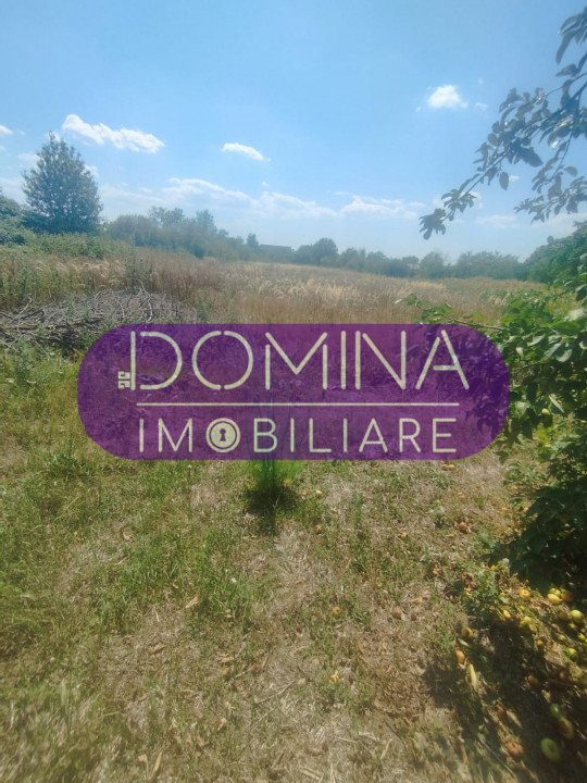 Teren de vânzare intravilan situat pe strada Vârful Mândra, Târgu Jiu