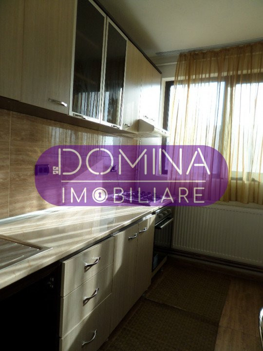 Închiriere apartament 3 camere situat în Târgu Jiu, Aleea Sf. Nicolae