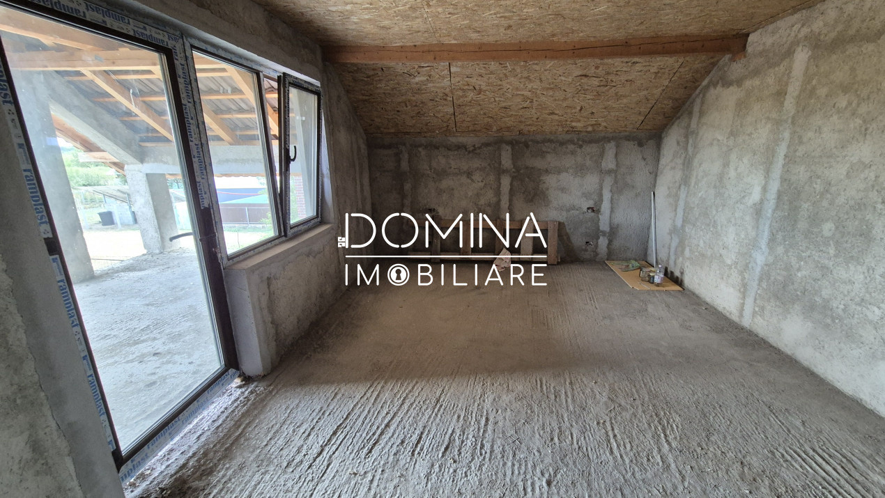 Vânzare casă D+P+M și teren 4334 mp - Runcu, Sat Răchiți