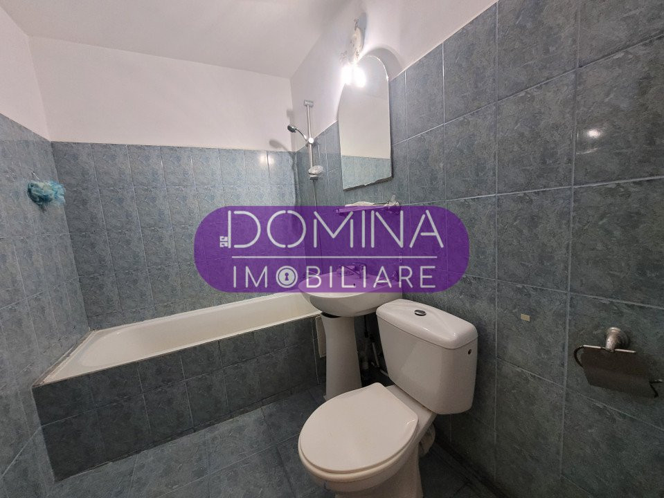 Vânzare apartament 3 camere decomandat, zona Liceului Pedagogic, Târgu Jiu