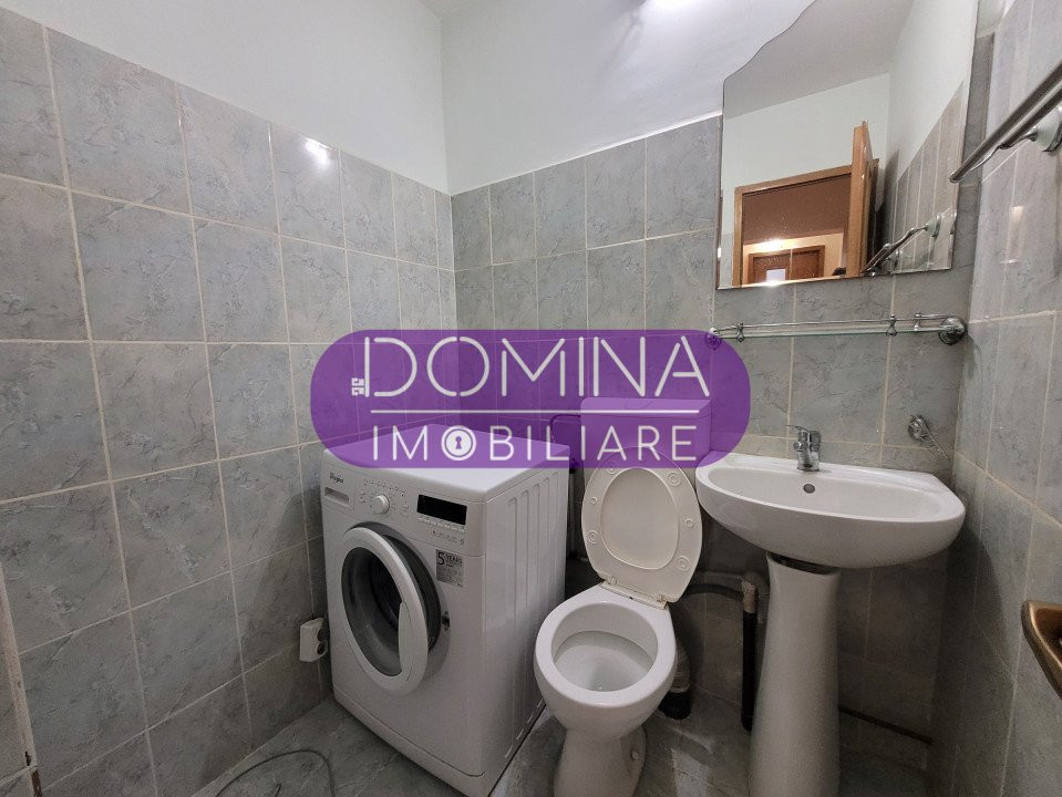 Vânzare apartament 3 camere decomandat, zona Liceului Pedagogic, Târgu Jiu
