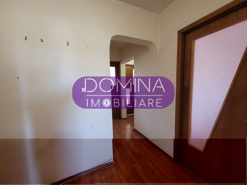 Vânzare apartament 3 camere decomandat, zona Liceului Pedagogic, Târgu Jiu