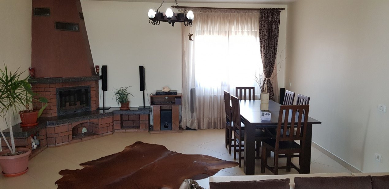 Închiriere casă mobilată/utilată, situată în Târgu Jiu, strada Ana Ipătescu