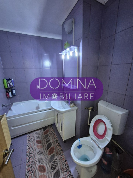 Vânzare apartament 2 camere, decomandat, zonă liniștită, strada Zambilelor