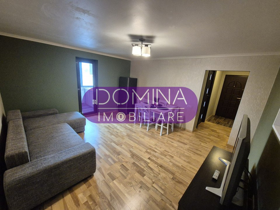 Vânzare apartament 2 camere transformat în 3, etaj 1, strada Comuna din Paris