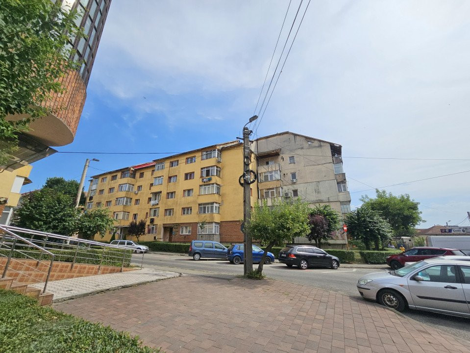 Închiriere apartament 2 camere – zona Piața Centrală, Târgu Jiu
