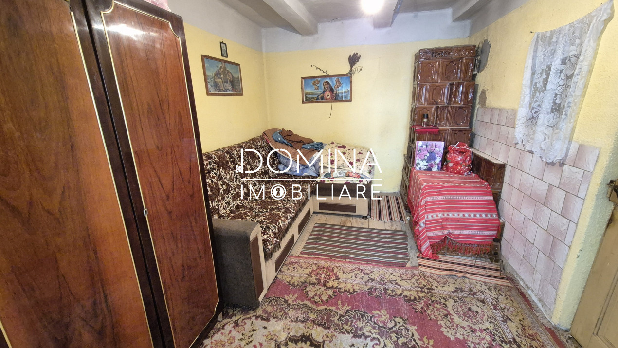 Vânzare casă tradițională situată în Bengești-Ciocadia, strada Linia Mare