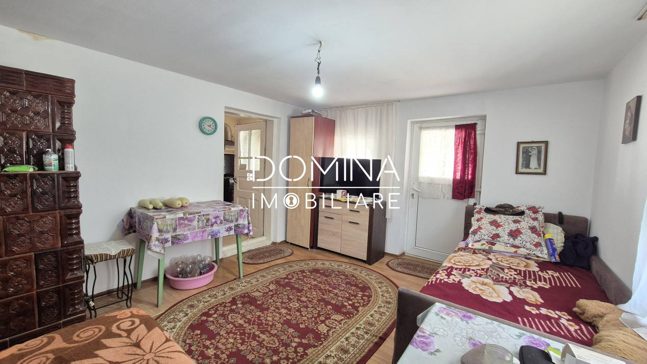 Vânzare casă tradițională situată în Bengești-Ciocadia, strada Linia Mare