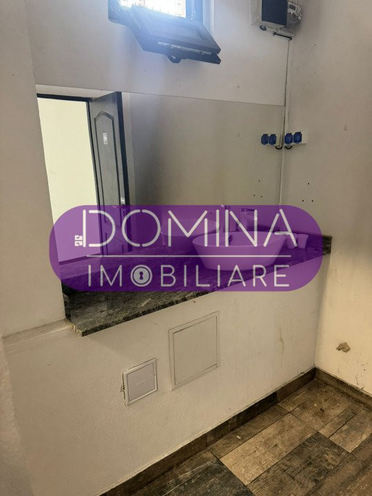 Închiriere spațiu comercial situat în Târgu Jiu, Piața Centrală