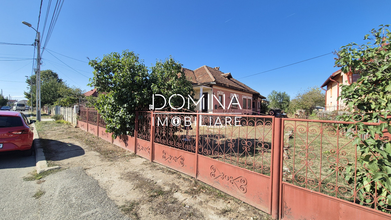 Vânzare *teren generos și casă * - strada Petrești - cartier Primăverii