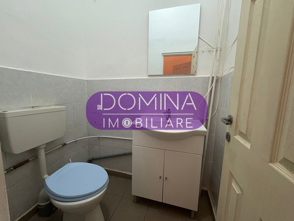 Închiriere spațiu comercial cu vitrină stradală - str. 22 Decembrie 1989 - 8 Mai