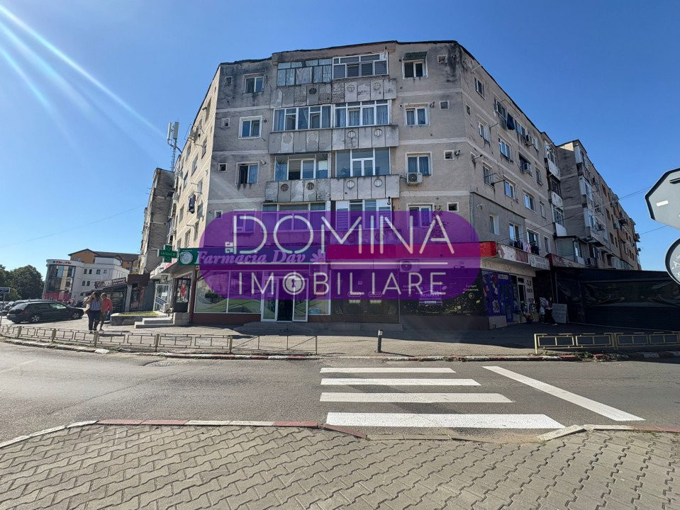 Închiriere spațiu comercial cu vitrină stradală - str. 22 Decembrie 1989 - 8 Mai