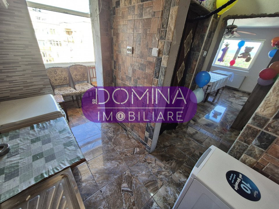 Vânzare apartament 2 camere, situat în Târgu Jiu, Aleea Plopilor - zona 9 Mai