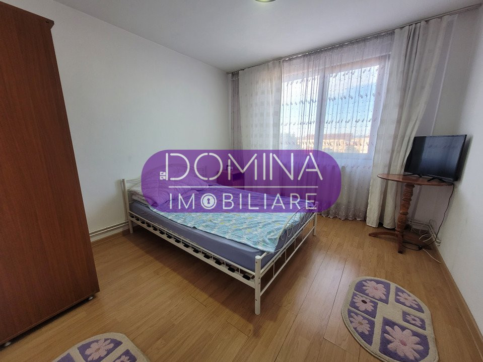 Vânzare apartament 2 camere, decomandat, semicentral, zona Hotel Anna