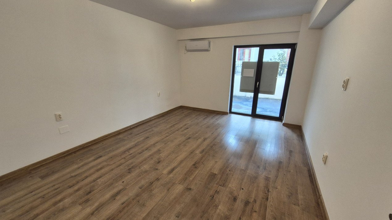 Închiriere spațiu de birouri – central,  str. Geneva, parter, parcare inclusă