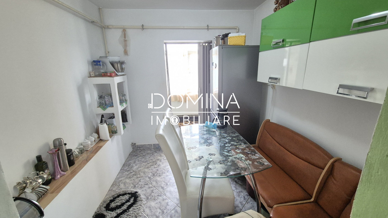 Vânzare apartament 2 camere, luminos, etaj 3, Rovinari – strada Jiului
