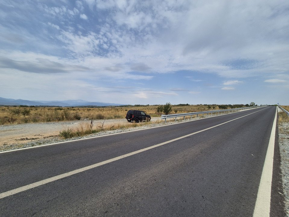 Vânzare teren intravilan - 1070 mp - strada Ciocârlău - spre Preajba